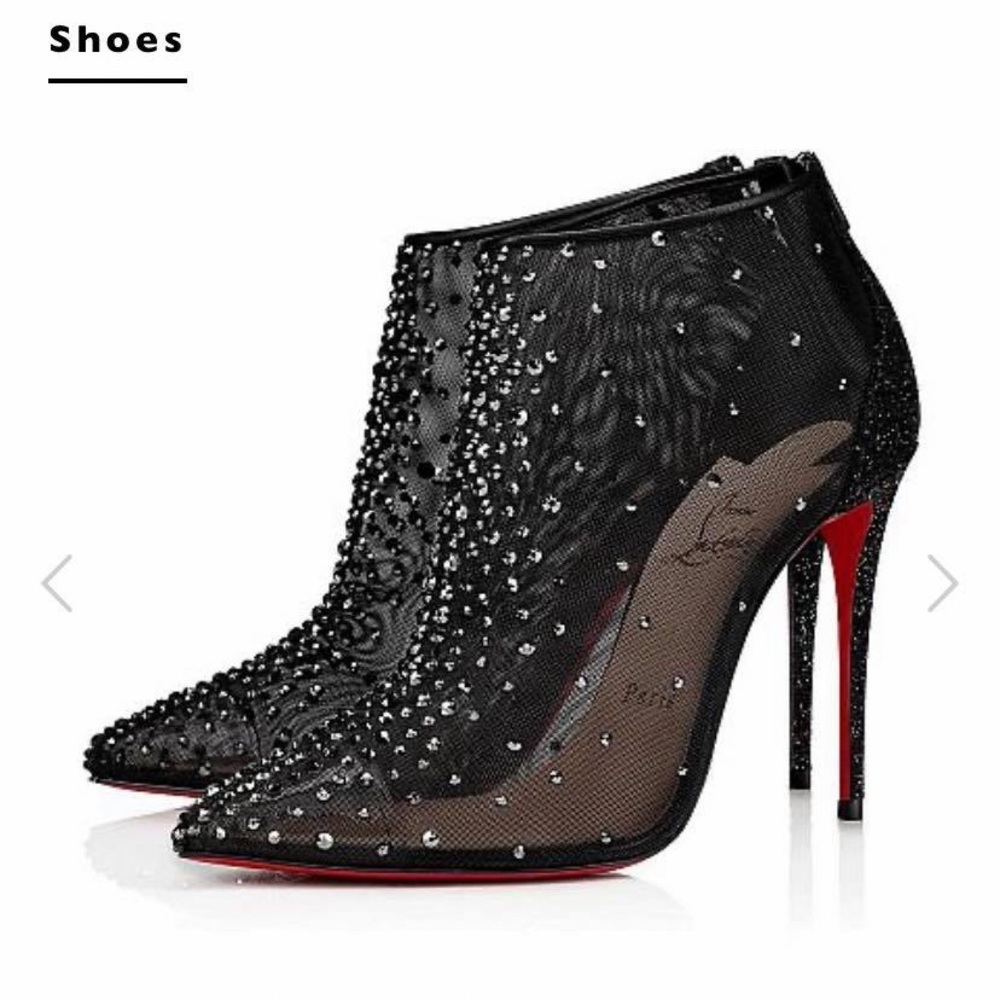 Christian Louboutin TRADES WELCOME